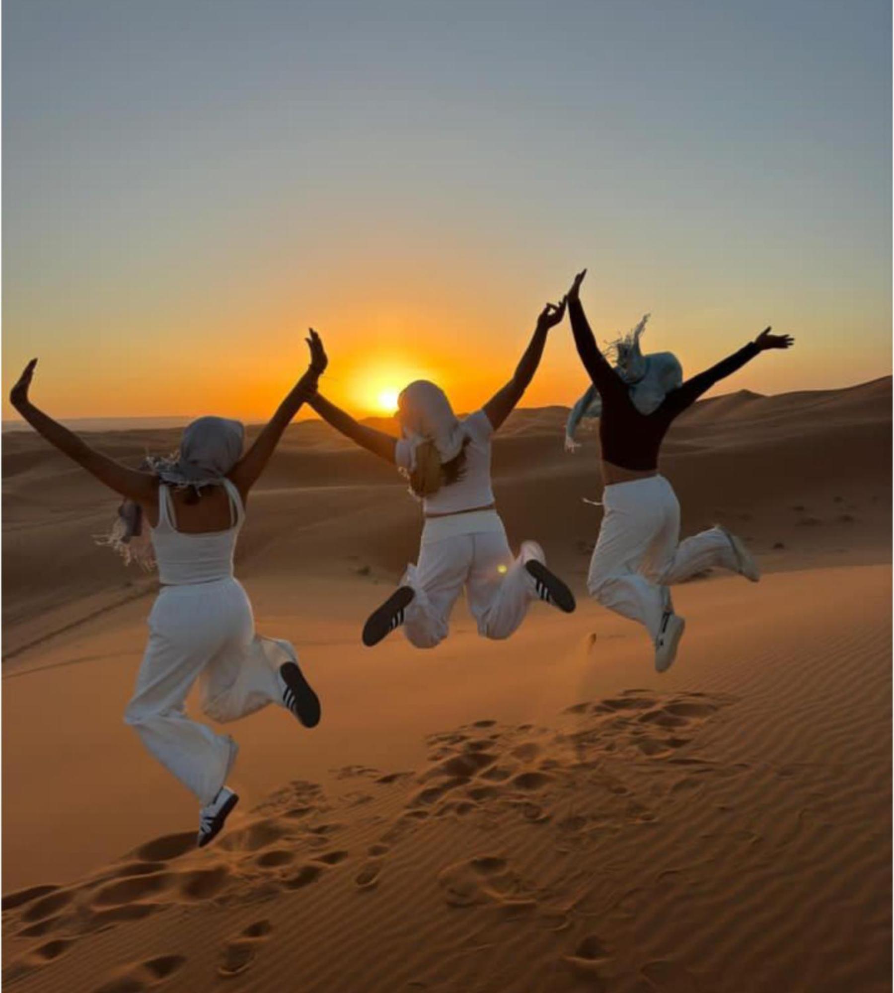 Luxury Merzouga Desert Camp 외부 사진
